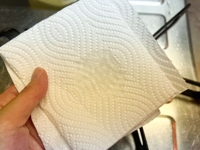 五徳の〈ベタベタ油汚れ〉に効果バツグン！つけ置きは必要なし→速攻ピカピカになるアイテムとは♡