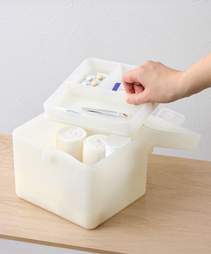 画像1: 出典：3COINS