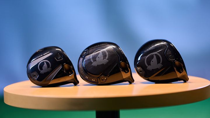 「飛んで曲がらない」とウワサのドライバーを、あの “ド派手プロ” が試打レビュー！