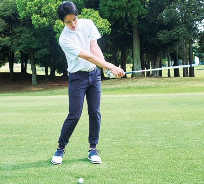 アイアンを簡単に上達する秘訣！人気コーチ2人がわかりやすく解説