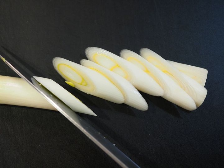 お餅入り、フライパンで簡単「鶏すき焼き」