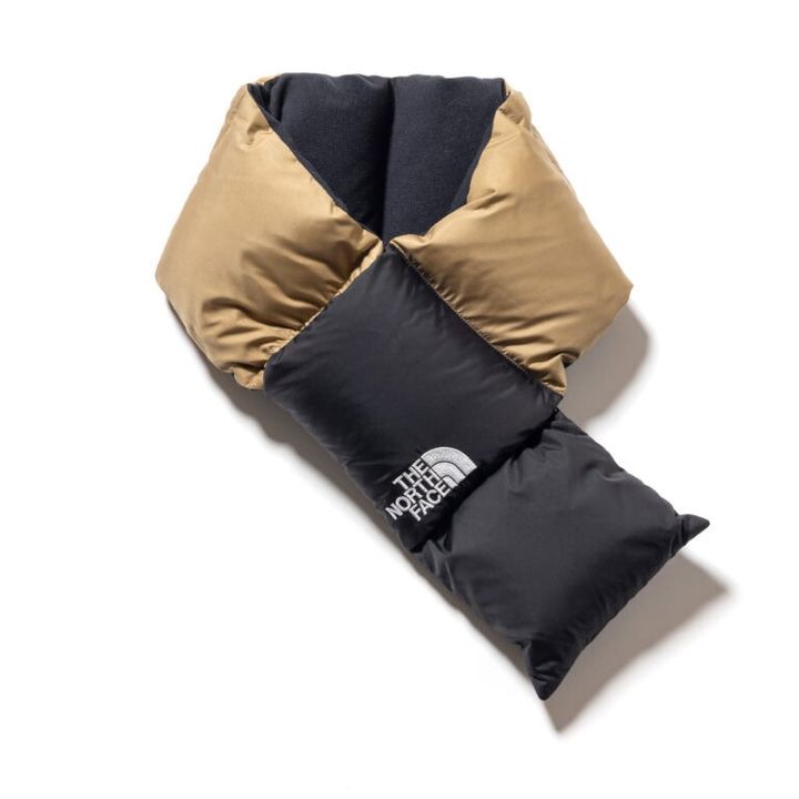 マフラー¥10,450／ザ・ノース・フェイス（ゴールドウイン カスタマーサービスセンター）