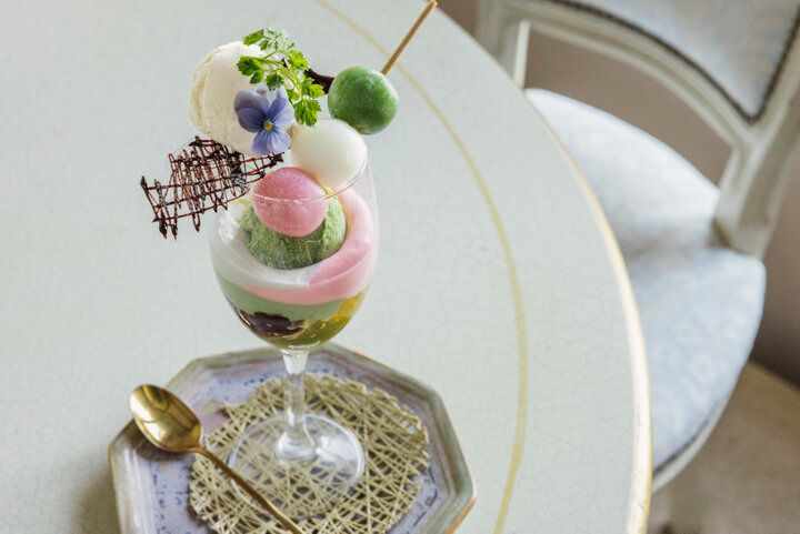 レトロな建築が美しい、山形「Tsuki Cafe 文翔館喫茶室」でご褒美パフェやコーヒーを堪能