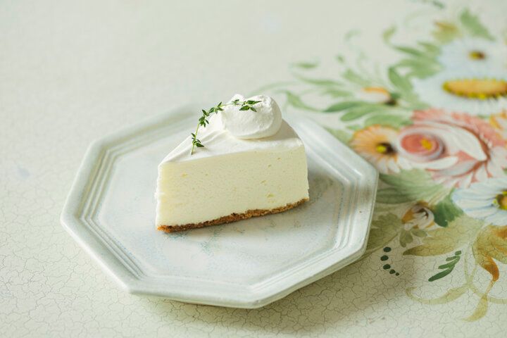 レトロな建築が美しい、山形「Tsuki Cafe 文翔館喫茶室」でご褒美パフェやコーヒーを堪能