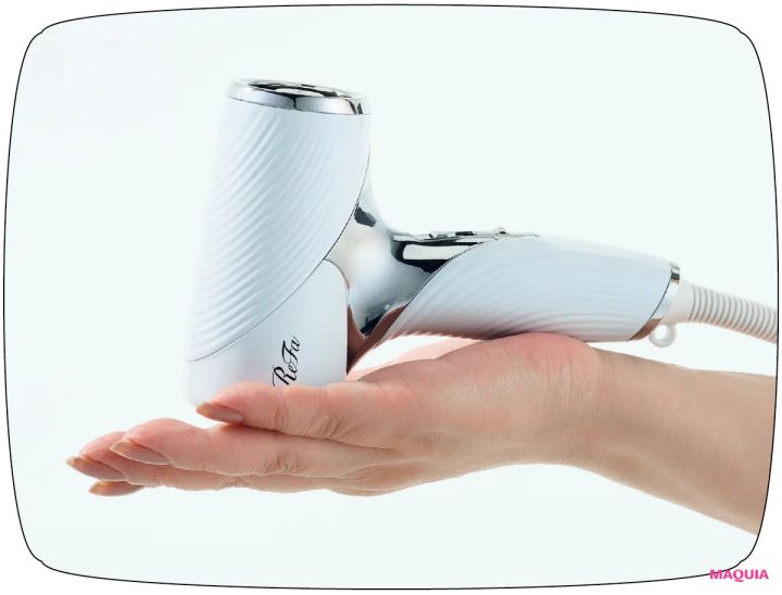 MTG リファビューテックドライヤー SEは手のひらサイズでコンパクト