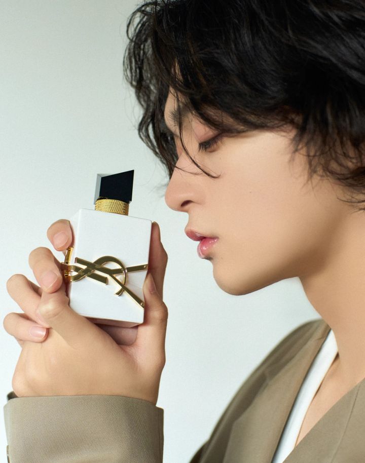 STARGLOW スターグロウ RUI ルイ イヴ・サンローラン・ボーテ リブレ ロー ニュ 