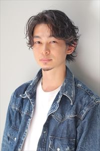 美容室「マグノリア青山」の白田慎さん