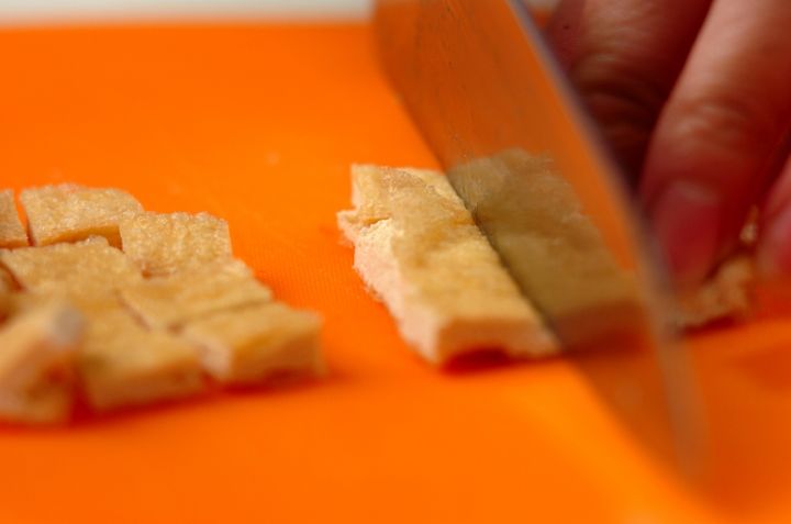 簡単ブロッコリーと油揚げの和えもの 立派なおかずに by金丸 利恵さんの作り方2