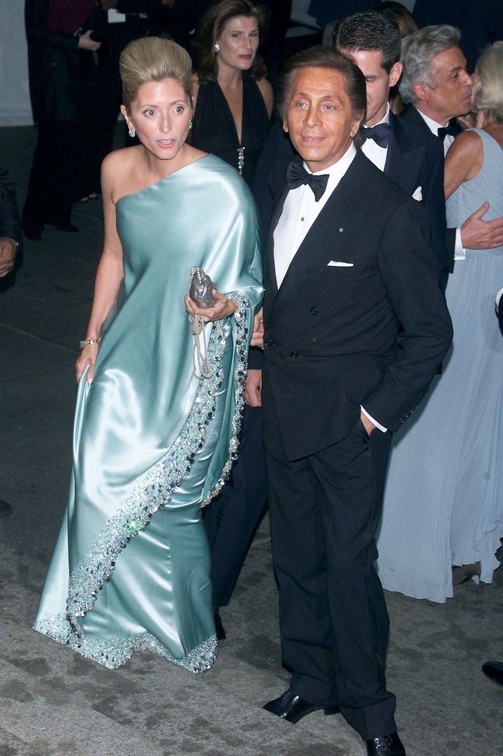 Marie-Chantal Miller with Valentino Garavani at the Costume Institute Gala, 2001.