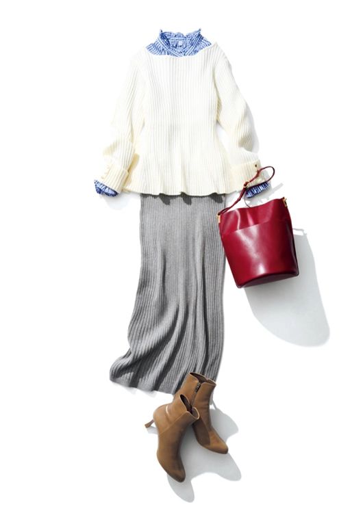 社内での勉強会の日は上下ニットで