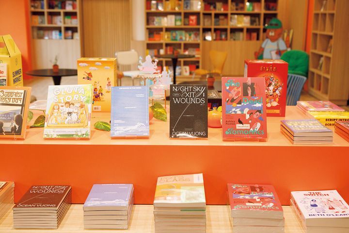 バンコク〈ブックマーク〉店内