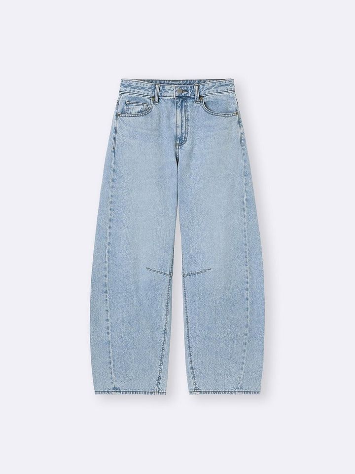 GUのバレルレッグジーンズ