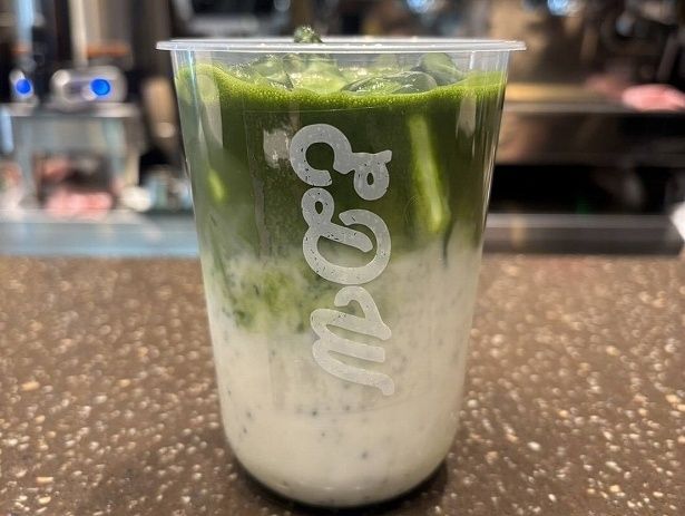 「八女抹茶の濃い抹茶ラテ」