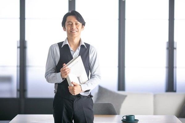 自己肯定感の第一人者・中島輝氏のポッドキャスト『All about Self-esteem』が配信中