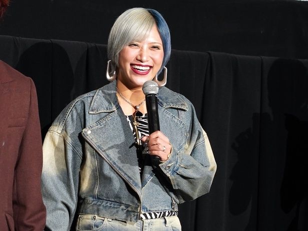 前作に登場したキャラクターに会えて「久しぶり！」みたいな気分になったと語った信子