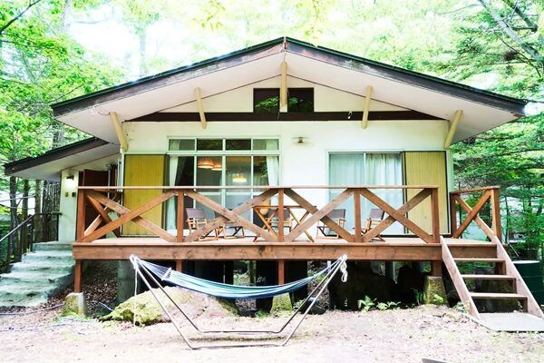 【群馬県嬬恋村】道具不要でBBQ、焚き火、テントサウナを楽しめる！北軽井沢のコテージ「Outdoor Cottage Group」予約開始