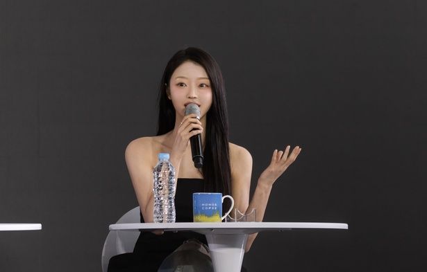 【写真を見る】OH MY GIRLのユアを切り取った新場面写真 [c]2026 PLUS M ENTERTAINMENT, CLIMAX STUDIO AND WOWPOINT ALL RIGHTS RESERVED.