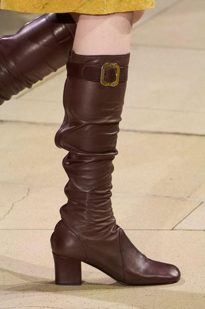 ミュウミュウ 2025-26年秋冬コレクション