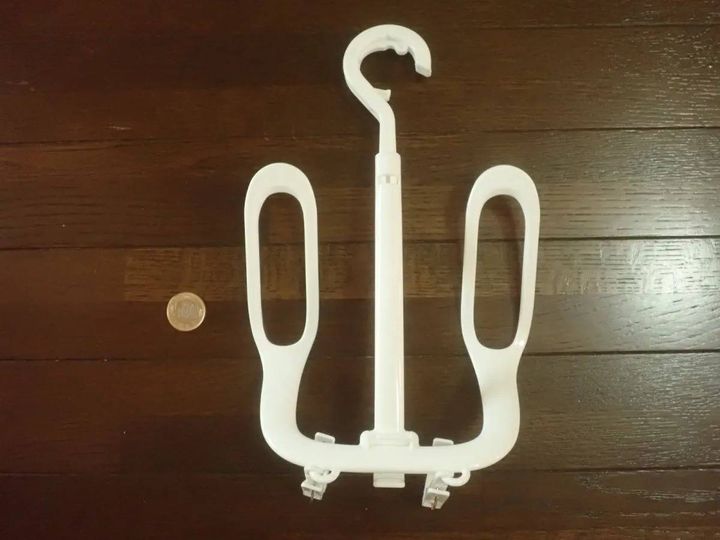 DAISO(ダイソー)：靴干しハンガー(ピンチ2個付)