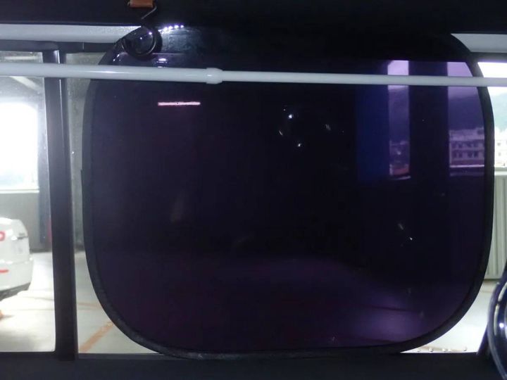 DAISO(ダイソー)：静電気でくっつくサンシェード(サイドガラス用)