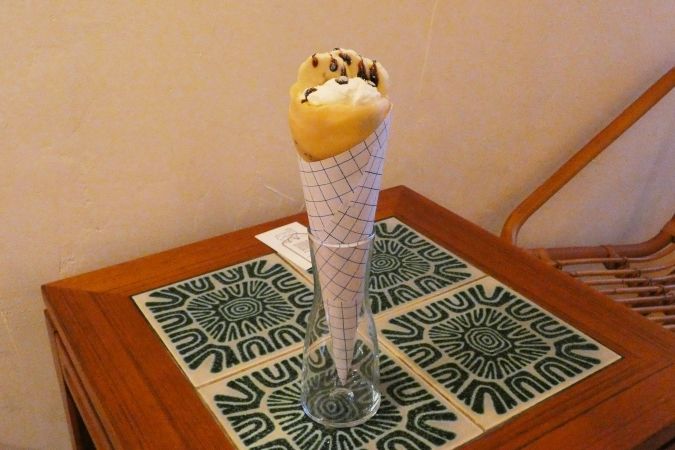 CREAM STAND MOFF チョコバナナクレープ