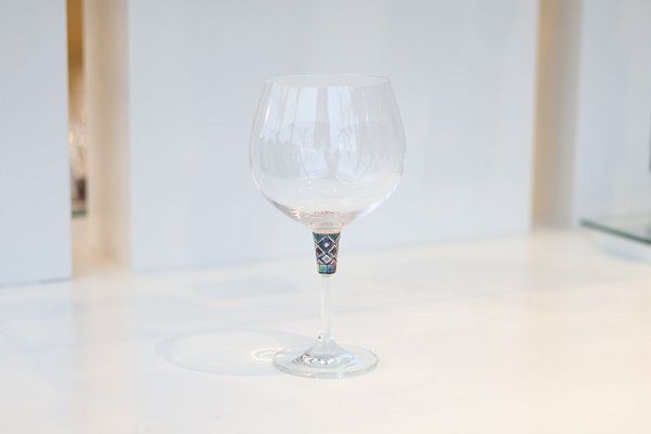 【石川県能美市】廃棄グラスを清峰堂の独自技術により九谷焼でアップサイクルした「リペアグラス」発売