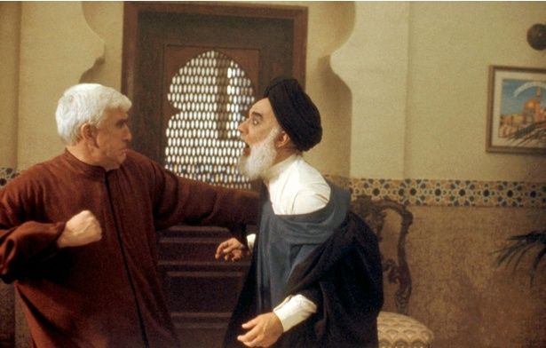 そっくりさん登場もシリーズのお決まり(『裸の銃を持つ男』) [c]Paramount/courtesy Everett Collection