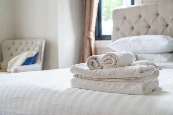 リラックス入浴のコツ2：寝る1時間半前までに入浴する