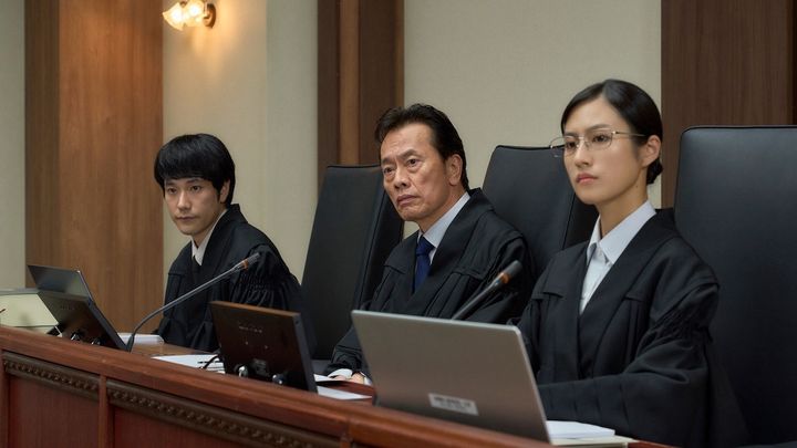 ドラマ10『テミスの不確かな法廷』第3話より （C）NHK width=