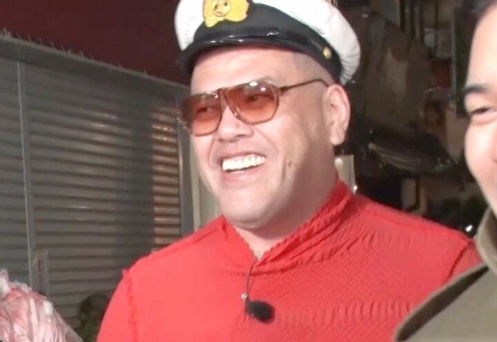 【写真・画像】「日本で1番ちっちゃくなる服」くっきー！が脱いだ服のサイズに衝撃「何が起きたんですか」 1枚目