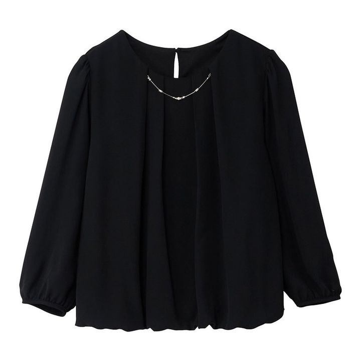 しまむらのネックレス付きブラウス