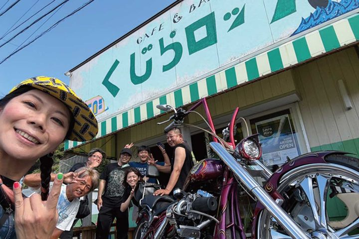 国道42号線の新名所！ガレージアトリエから生まれた巨大壁画「LOVE＆Everyday」