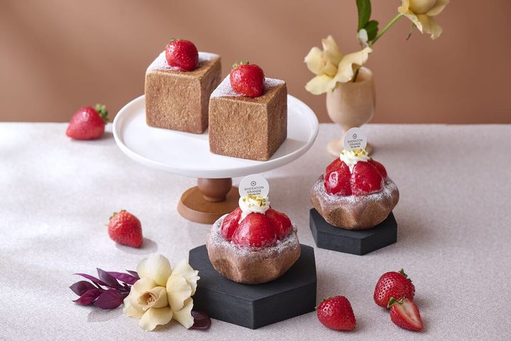 いちごとチョコレートのクリームキューブ／いちごのガナッシュブレッド