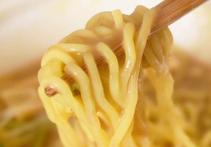鶏と野菜の旨みがしっかりと感じられる、コク深くとろみのあるスープが印象的。