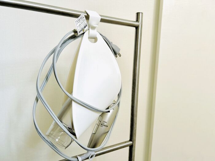 ドライヤーのコードぐるぐる巻きにしちゃダメ！やりがちだけど、実は危険。安全に収納するには？