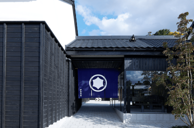 福岡 宗像 酒蔵 伊豆本店 外観
