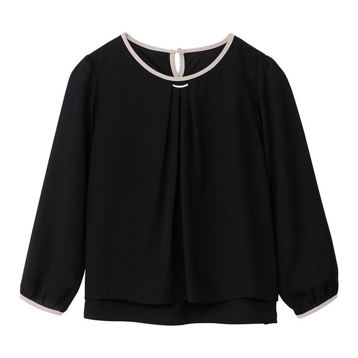 しまむらの配色ブラウス（どこでもっと！）