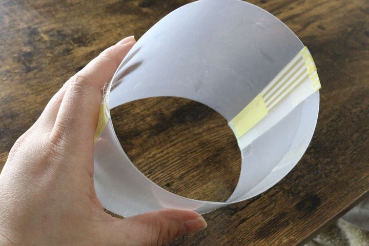 クリアファイルで作った筒