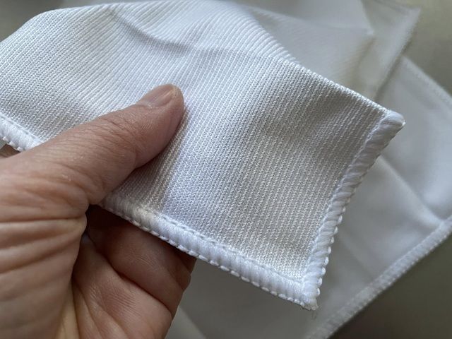 ダイソーの「グラス・食器磨き」へたれにくく毛羽立ちが少ない