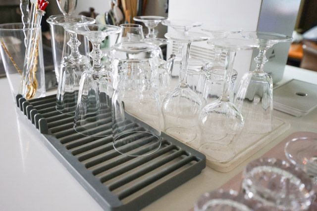 洗ったワイングラス