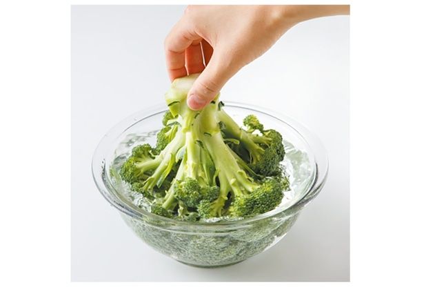 基本バージョンの方法で仕上げ洗いをする （C）安井ファーム／KADOKAWA