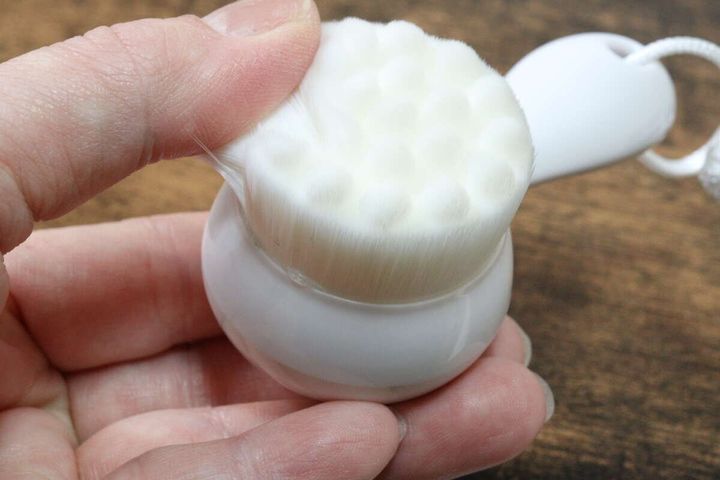 ダイソーの洗顔ブラシの毛
