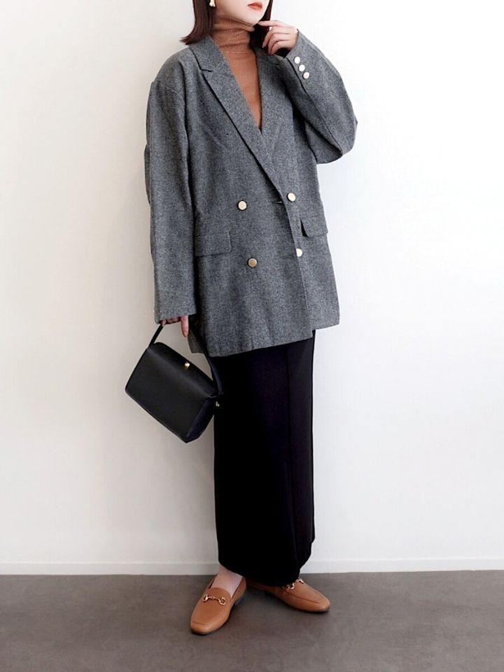 2026大人女性おすすめ黒スカートジャケットコーデ