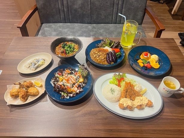 好みやおなかの空き具合に合わせて楽しめるバラエティに富んだメニュー