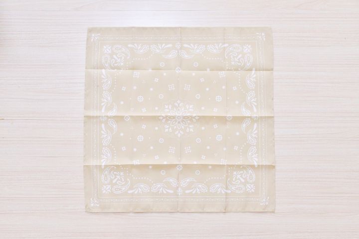 100均のバンダナはおしゃれで使える！【セリア・ダイソー・キャンドゥ】