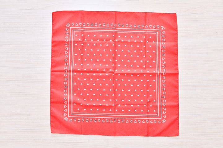 100均のバンダナはおしゃれで使える！【セリア・ダイソー・キャンドゥ】