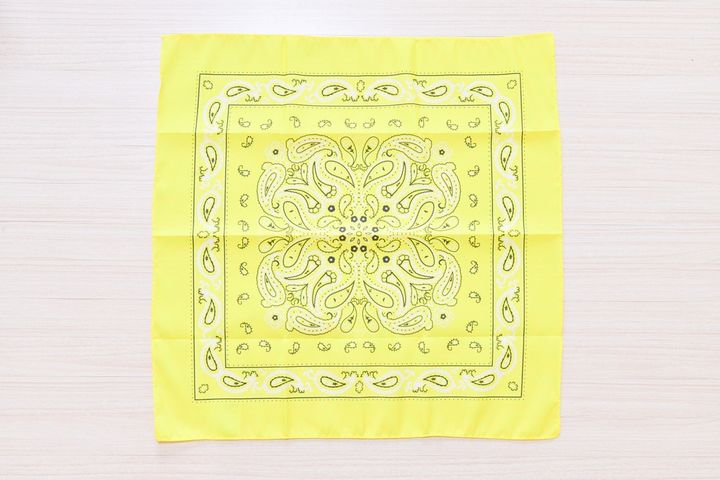 100均のバンダナはおしゃれで使える！【セリア・ダイソー・キャンドゥ】