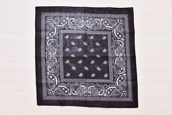 100均のバンダナはおしゃれで使える！【セリア・ダイソー・キャンドゥ】