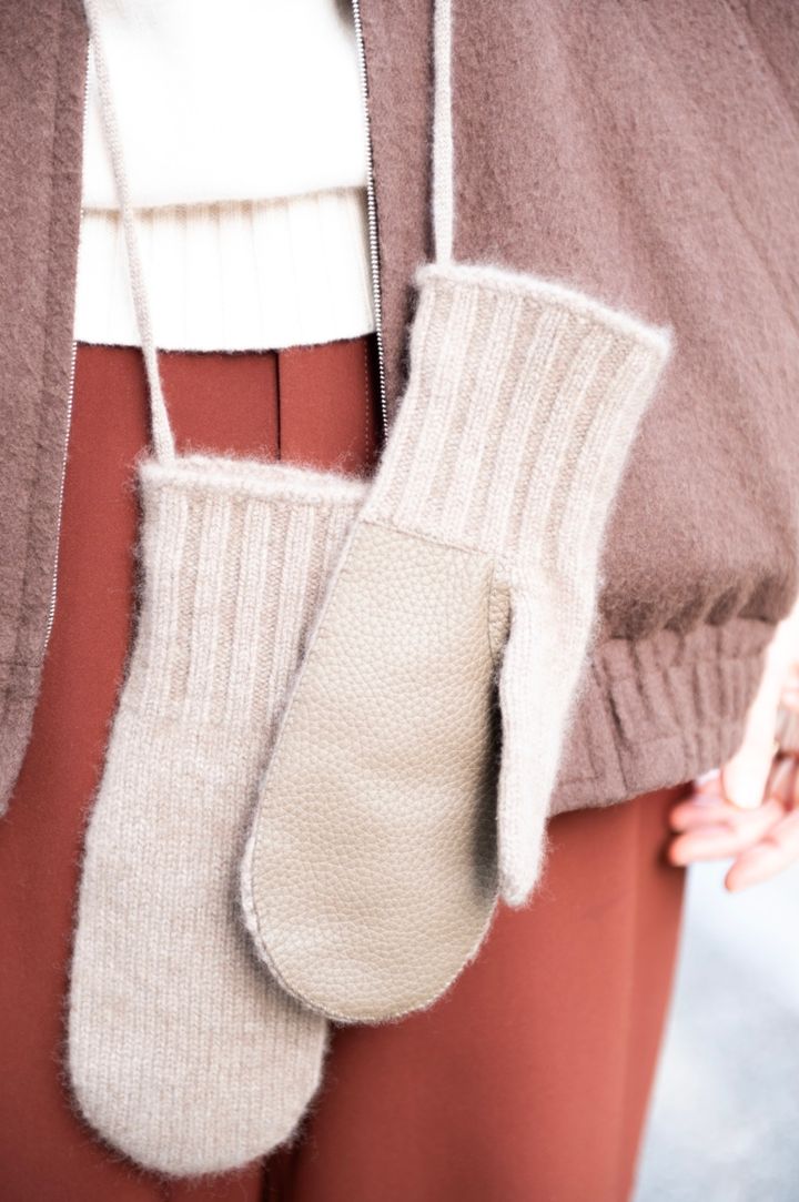 ミトンをコーデのアクセントに