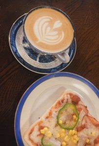 街の歴史を引き継いだカフェでのんびりする日 -京都・島原エリア-【FUDGENA：おおえさきの週末京都クリップ vol.22】